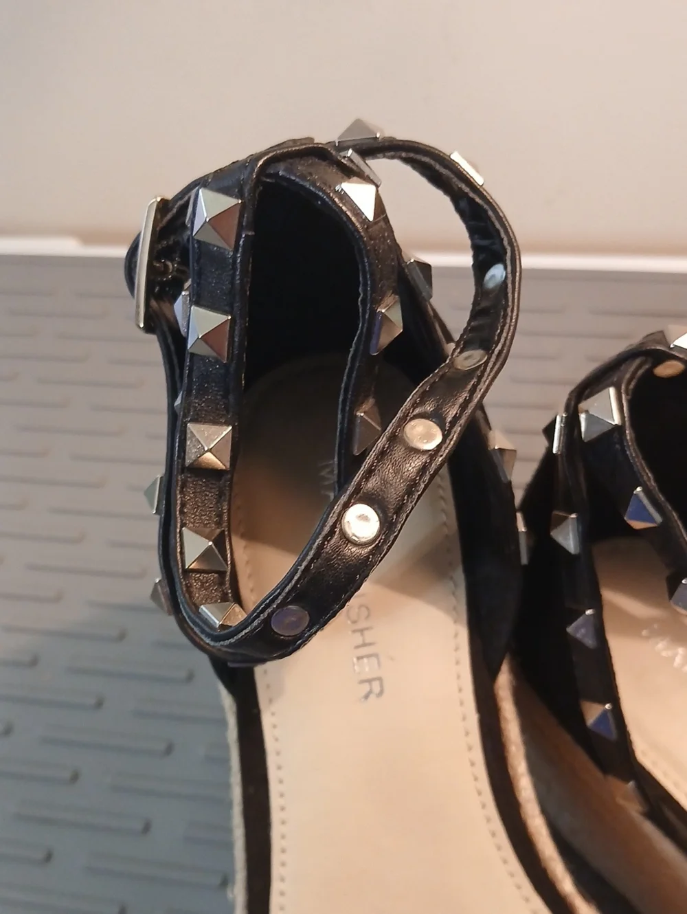 Marc Fisher Black Suede Studded Espadrille Sandals Size 6.5